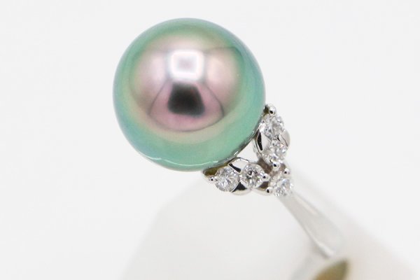 PT900 黒蝶パールダイアイリリング 11.50mm 0.30ct 6.30g　サイド