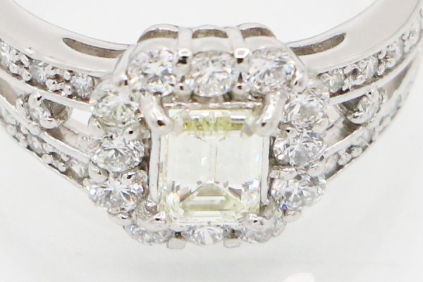 PT900 ダイアイリリング 0.542ct 0.61ct 5.50g　拡大