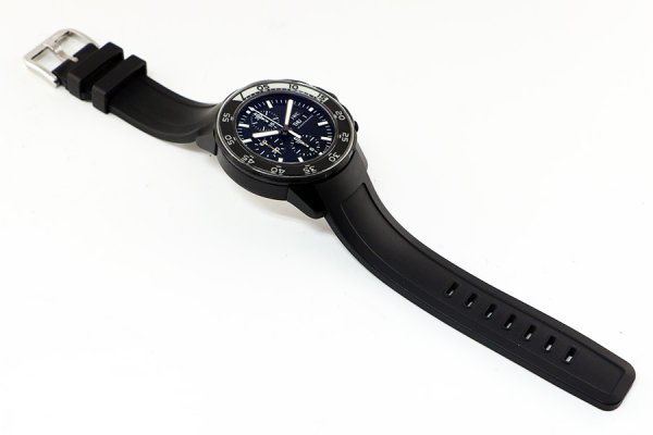 ＩＷＣ　アクアタイマー２０００　クロノ　ＩＷ３６７６７０５　黒文字盤　ガラパゴス限定　ラバーベルト状態