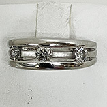 PT900 ダイア入りリング 0.50 6.30g　買取