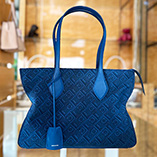 フェラガモ モノグラム星型トートバッグ(M) ティールブルー ファブリック／カーフ　買取