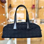 シャネル ニュートラベルライン ミニボストンバック A15828 ブラック　買取