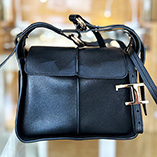 トッズ Tタイムレス ショルダーバック ブラック レザー　買取