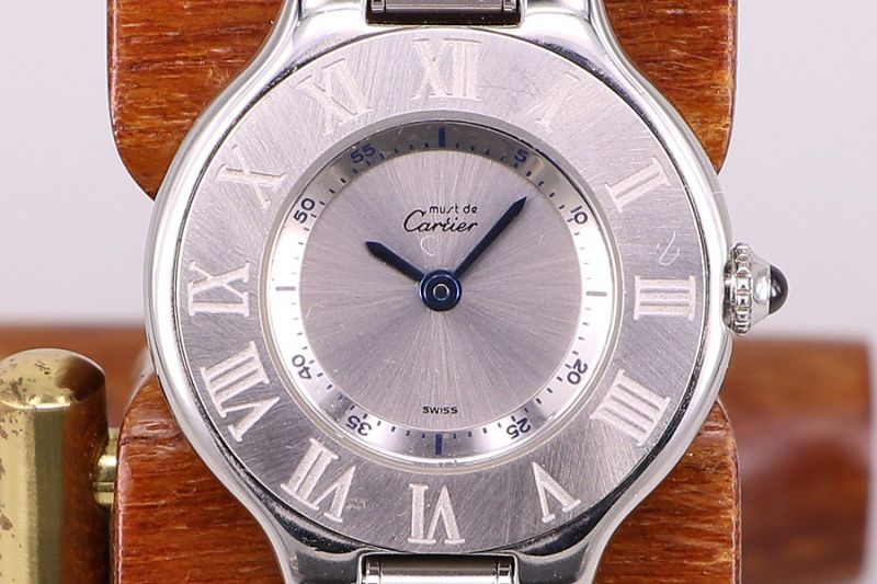 カルティエ マスト２１ １３４０ 銀文字盤 メンズ 中古腕時計 
