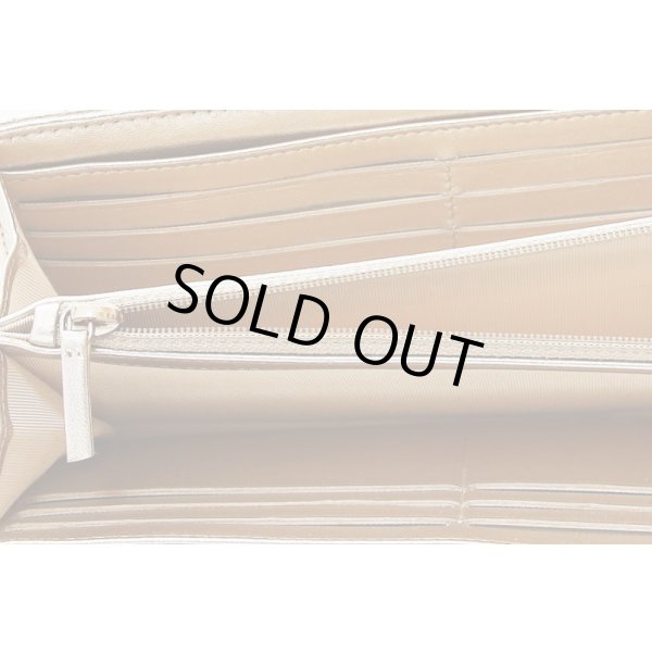 シャネル　マトラッセ ニツ折長サイフ A50096 シャンパンゴールド／ゴールド金具　中身拡大