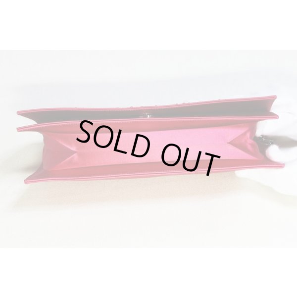 シャネル　クラッチ チェーンバック　ピンク／SIV金具　底