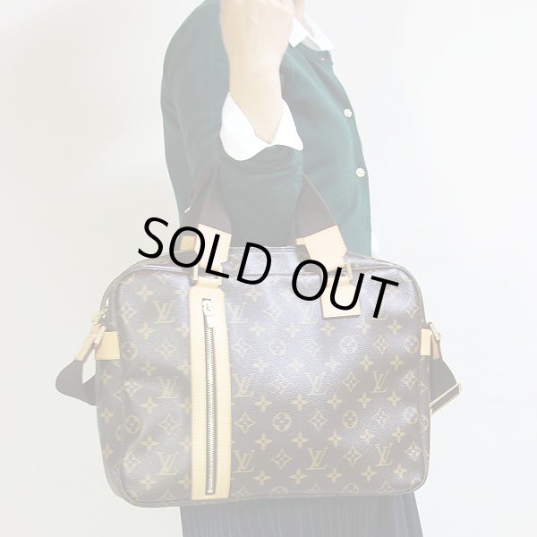 ルイ・ヴィトン　サック・ボスフォール M40043　持ったイメージ