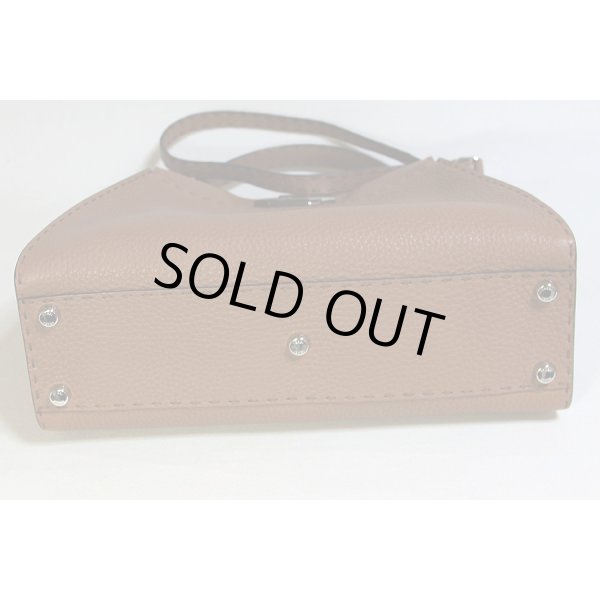 フェンディ  セレリア ピーカブー 8BN226 ブラウン　中身