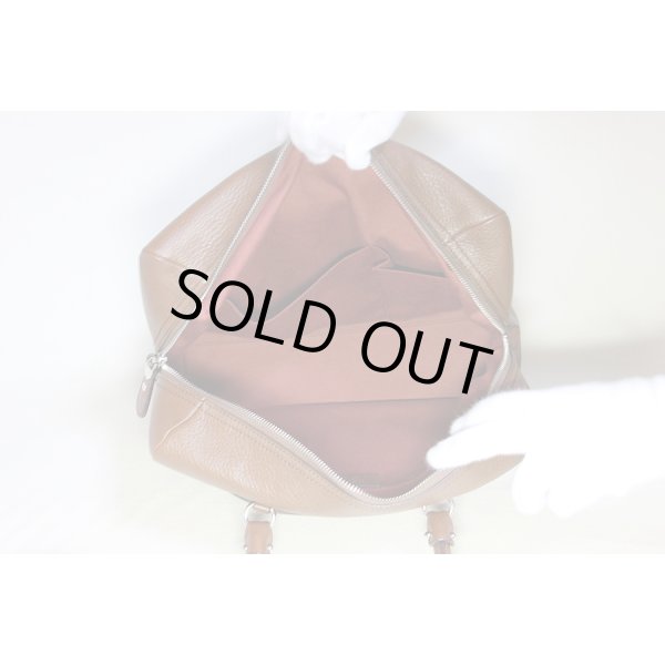 フェラガモ  ガンチーニ ミニボストンショルダーバック DY-21 6880 ブラウン　中身