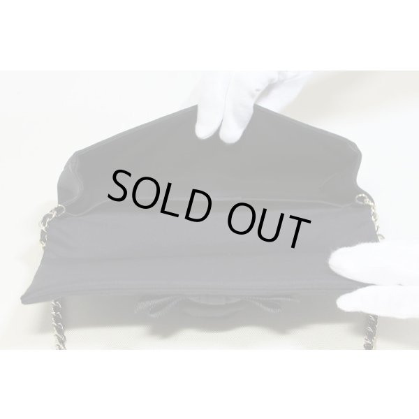 シャネル　チェーンショルダーバック　ブラック／SIV金具　中身