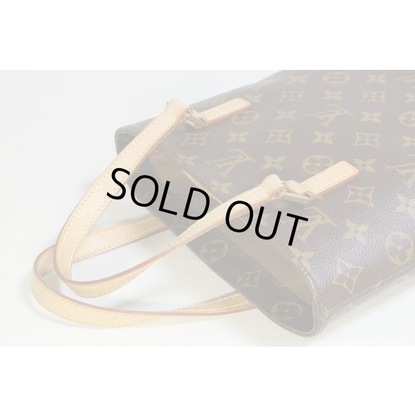 ヌメ革全体に焼け、持ち手に僅かな汚れを感じますが全体的に状態の良い綺麗な商品です。