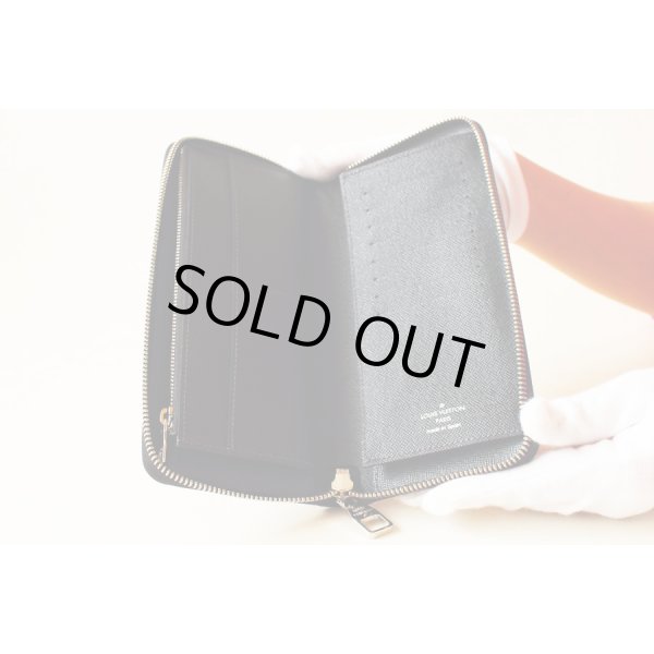 ルイ・ヴィトン　ジッピーウォレット・ヴェルティカル M61678　中身