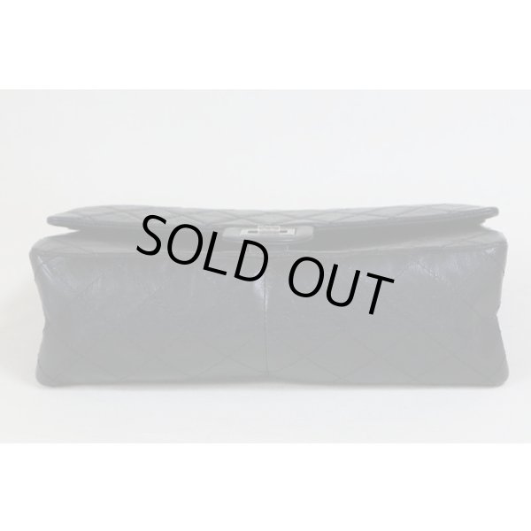 シャネル　2.55 Wチェーンショルダーバック ブラック　底部