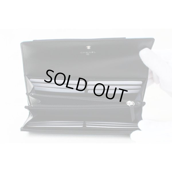 シャネル　エアライン フラップ長サイフ A82432 ブルー／ネイビー／レッド　カードケース