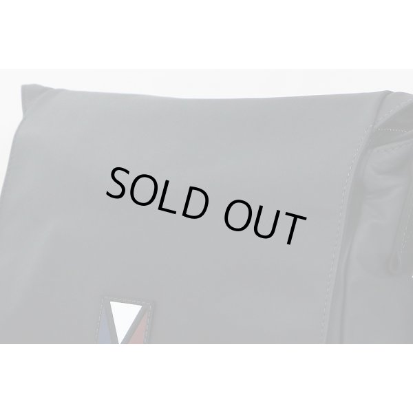 ルイヴィトン　クロス M50443 アスファルトグレー　サイド上部拡大