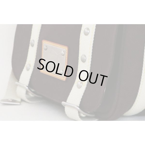 ルイヴィトン　ブザスPM M80661　モカブラウン　ルイ・ヴィトンカップ限定　サイド拡大下部