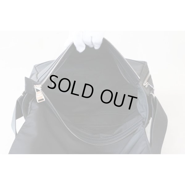 ルイヴィトン　クロス M50443 アスファルトグレー　中身