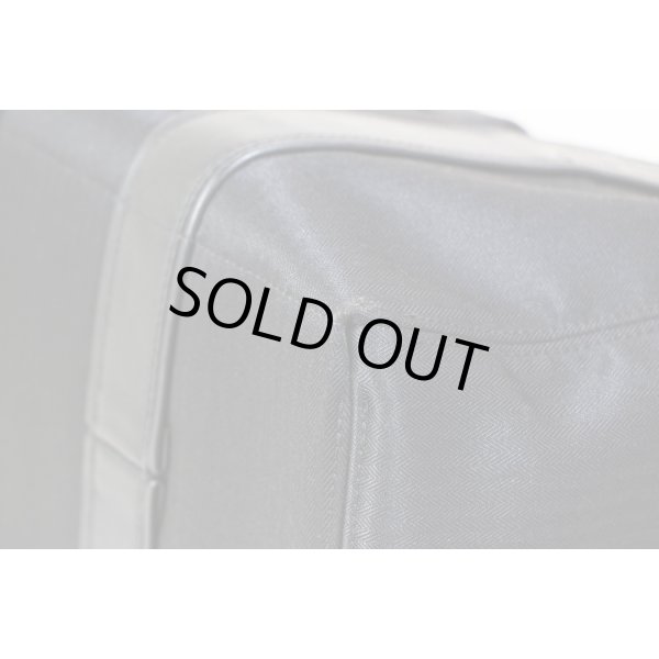 エルメス　アカプルコPM　ブラック　四隅にスレ