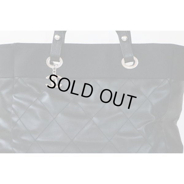 シャネル　パリビアリッツMM A34209 ブラック　表面