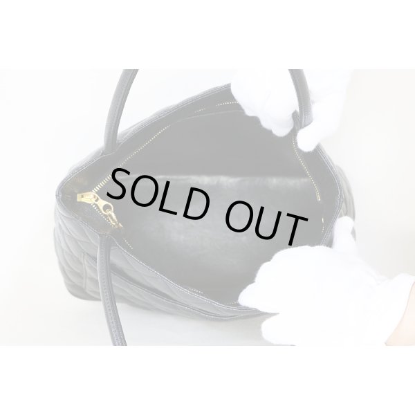 シャネル　復刻トートバック A01804 ブラック／ゴールド金具　中身