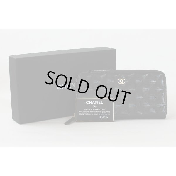 シャネル　ラウンドファスナー長サイフ A82370 ブラック／ゴールド金具　箱