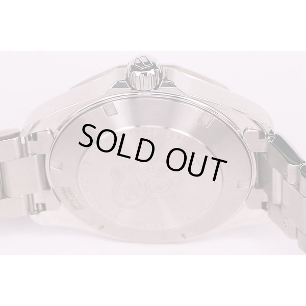 タグ・ホイヤー　アクアレーサー　WAY2110　黒文字盤　裏面拡大