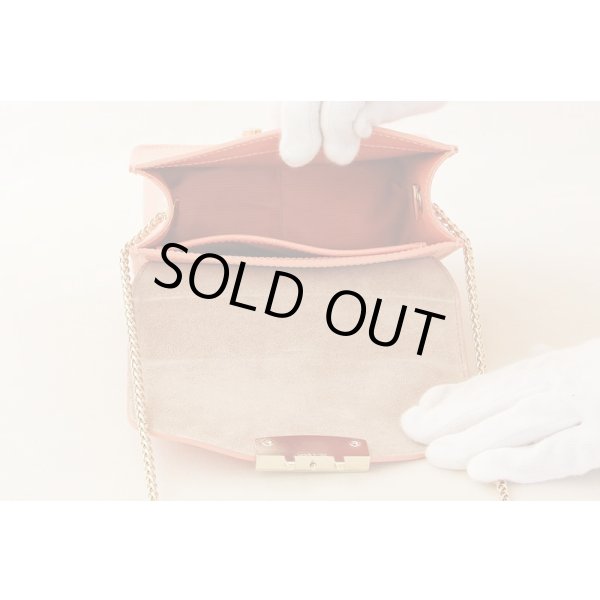 フルラ　METROPOLIS クロスボディ ピンク　中身