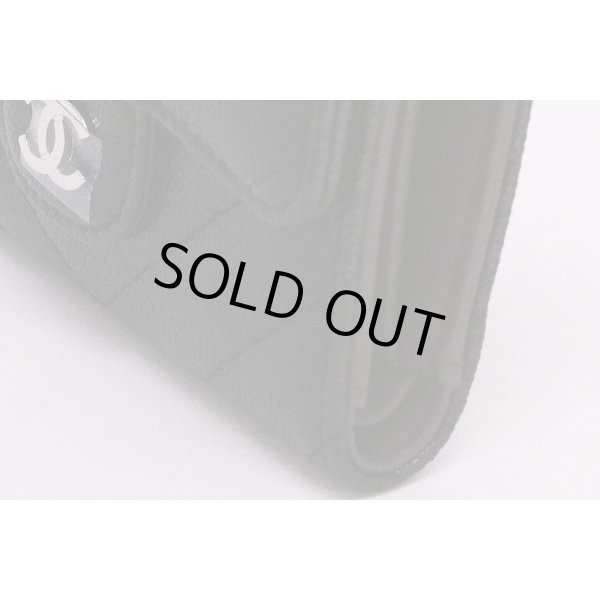 シャネル　スモールウォレット A84029 ブラック／SIV金具　サイド下部