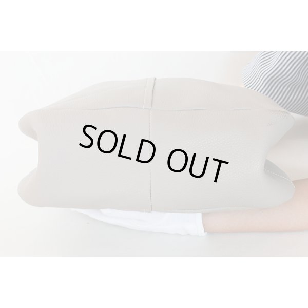 プラダ　ショルダーバック BR4373 POMICE グレー系　底