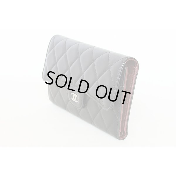 シャネル　三ツ折長サイフ A31506 ブラック／ボルドー　サイド