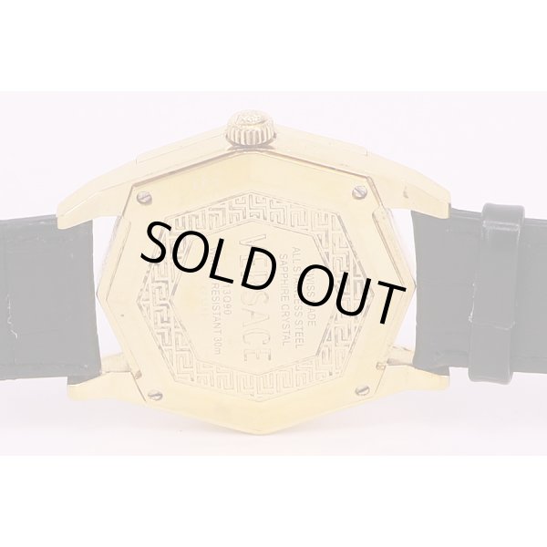 ヴェルサーチ　Vアトリエ K7 1385　シェル文字盤　裏面拡大