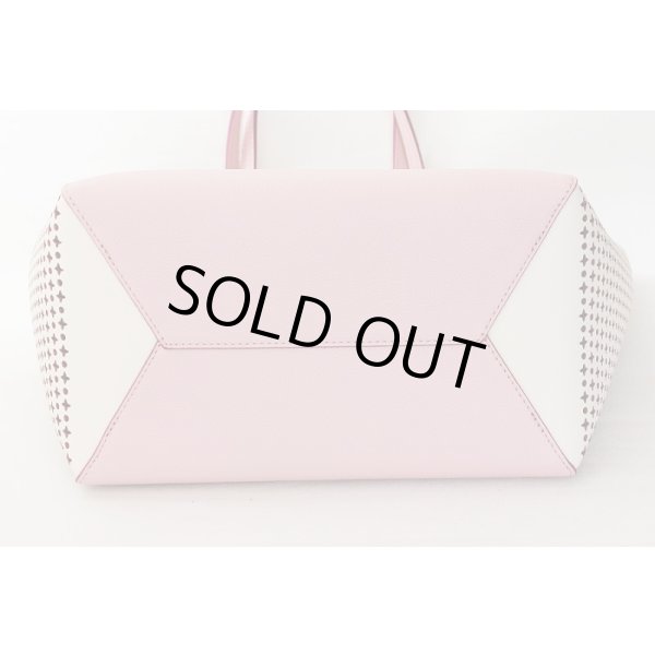 ルイヴィトン　ロックミー・カバ M54578 ピンク　底