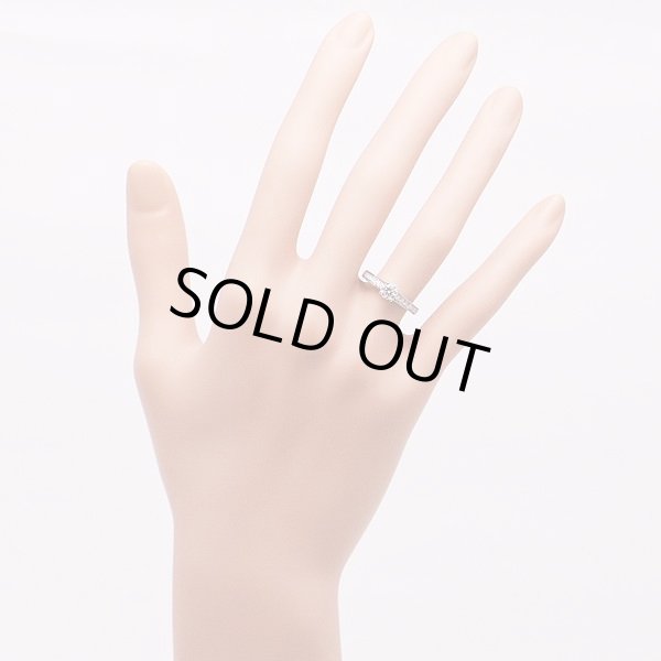 カルティエ　PT950 ソリテールリング 0.40ct 3.60g　装着イメージ