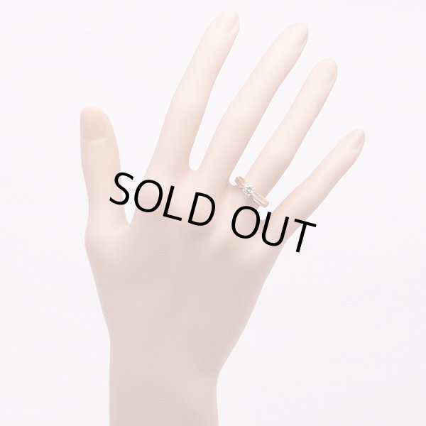 カルティエ　スリーゴールド ソリテールリング 0.36ct 3.80g　装着イメージ