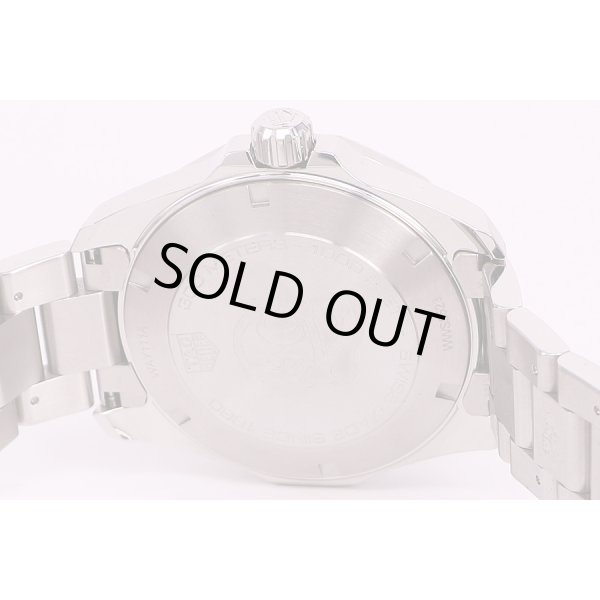 タグ・ホイヤー　アクアレーサー　WAY111A　黒文字盤　裏面拡大