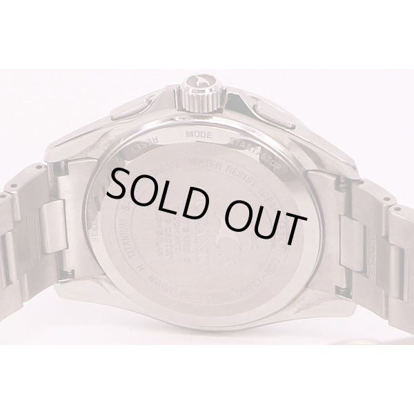 カシオ　オシアナス　OCW-T2800　電波ソーラー　裏面拡大