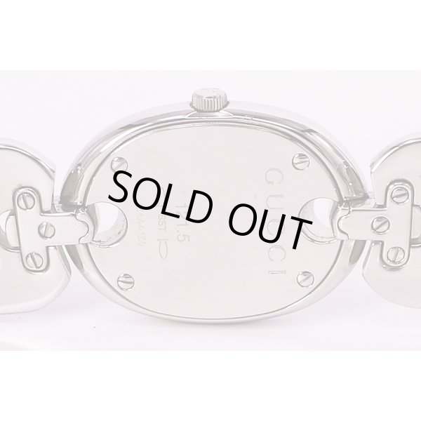 グッチ　YA121.5　マリーナ　シェル文字盤　裏面拡大