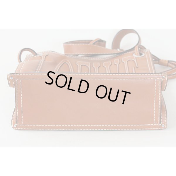 ロエベ　ロゴイリショルダーバック キャメル　底