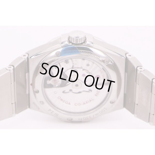 オメガ　コンステレーション　デイデイト　123.103.8220　コーアクシャル　黒文字盤　裏面拡大