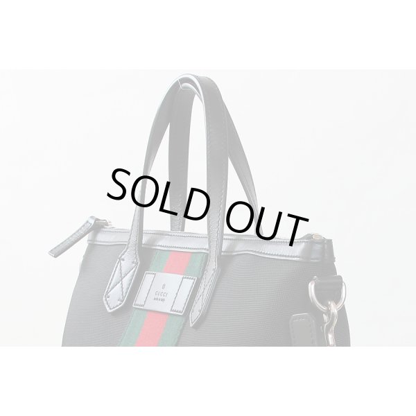 グッチ　ウェブバンド 2WAYショルダーバック 368559 213317 ブラック　サイド上部