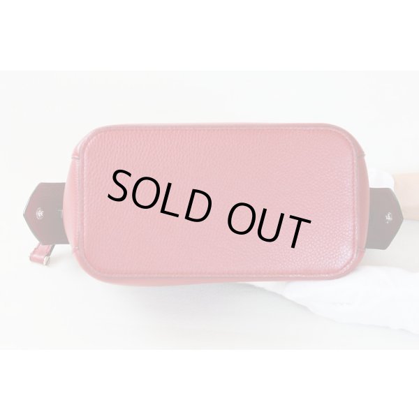 バリー　2WAYショルダーバック レッド　底