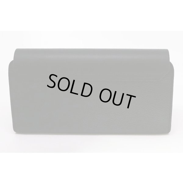 フルラ　バイフォールド ジップウォレット 887994 ブラック　裏面