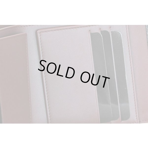 シャネル　ニツ折コンパクト財布 ブラック／ボルドー ゴールド金具　カードケース