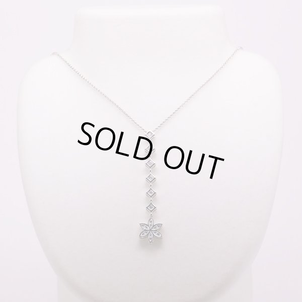 タサキ　K18WG ダイアイリペンダントネックレス 0.37ct 10.50g　シンプル　装着イメージ