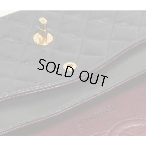 シャネル　Wチェーンショルダーバック ブラック／ボルドー　中身