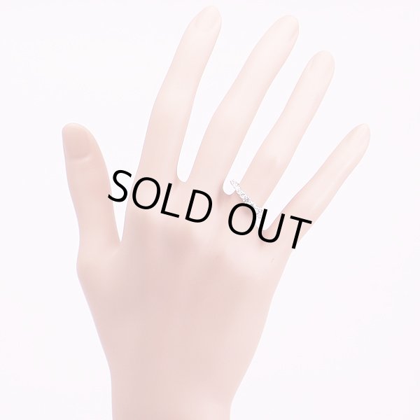 平和堂　PT950 ダイアイリリング 0.76ct 3.20g　装着イメージ