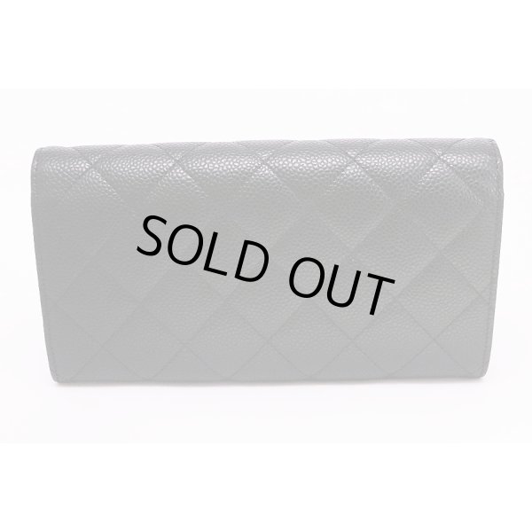 シャネル　ニツ折長財布 A50096 ブラック／ボルドー　裏面