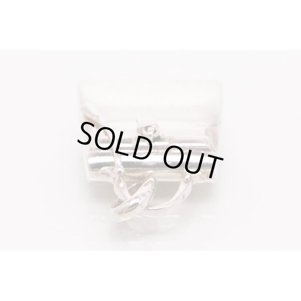 エルメス　ケリーバックモチーフ ピルケース／ペンダントトップ　上部(1)