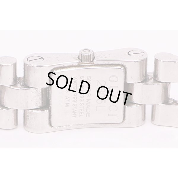 グッチ　GQ2305L　黒文字盤　裏面拡大