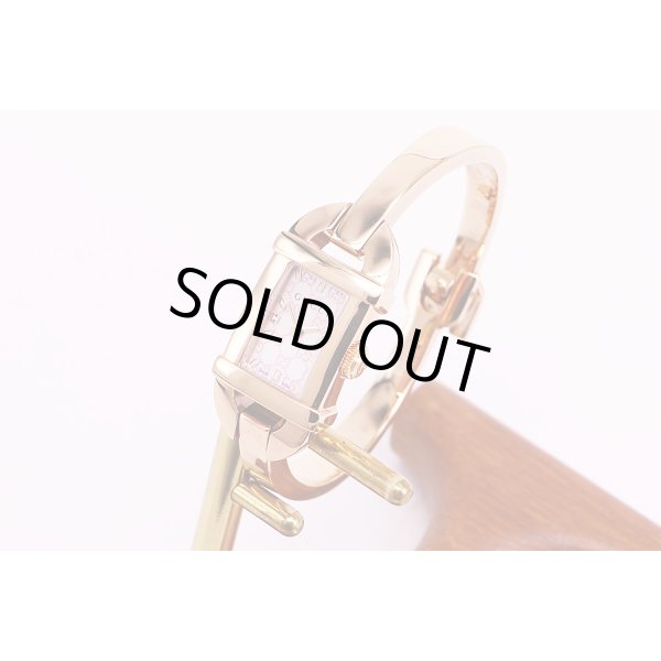 グッチ　GQ6800L　ピンクシェル文字盤　サイド